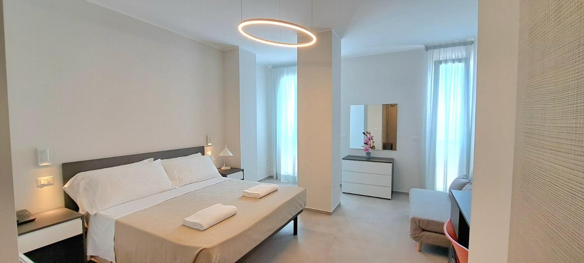 Hotel Caravel Маротта Экстерьер фото